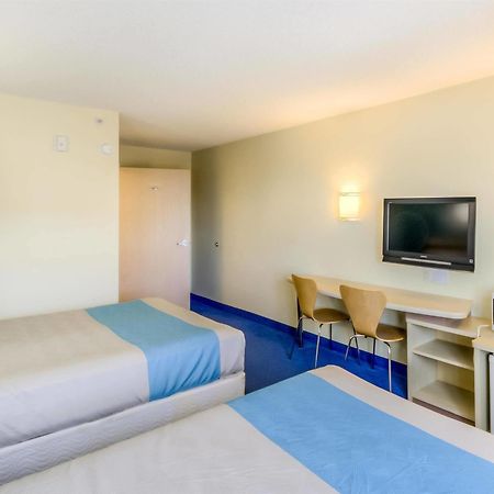 Motel 6-Estevan, Sk Exteriér fotografie