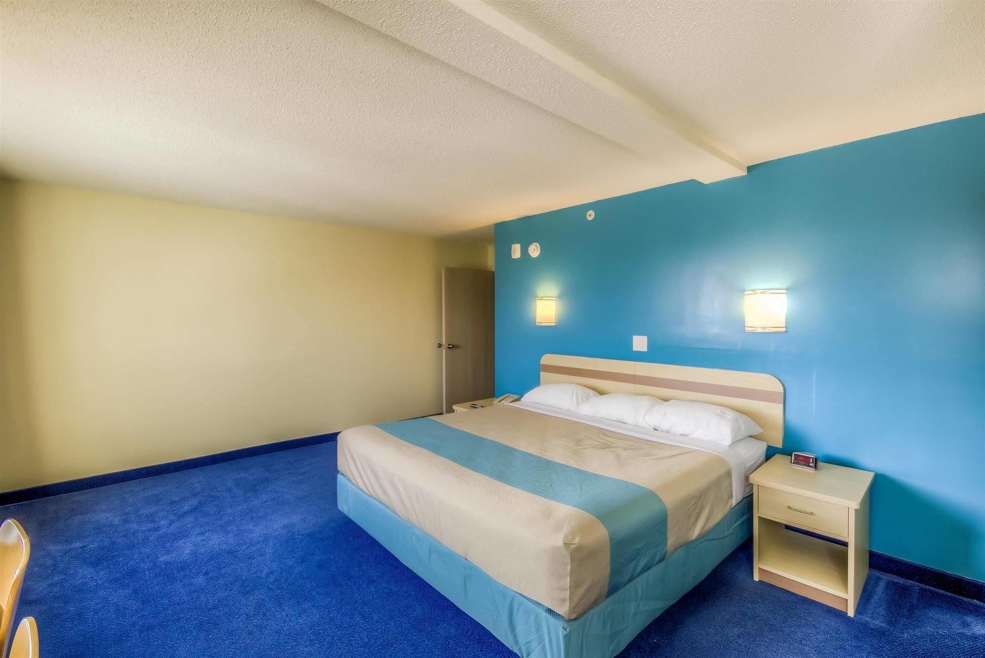 Motel 6-Estevan, Sk Exteriér fotografie