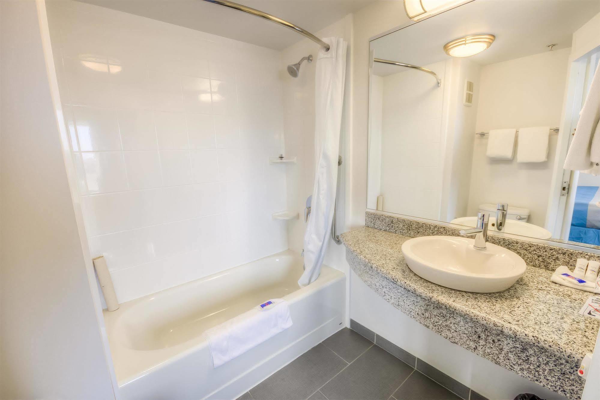 Motel 6-Estevan, Sk Exteriér fotografie